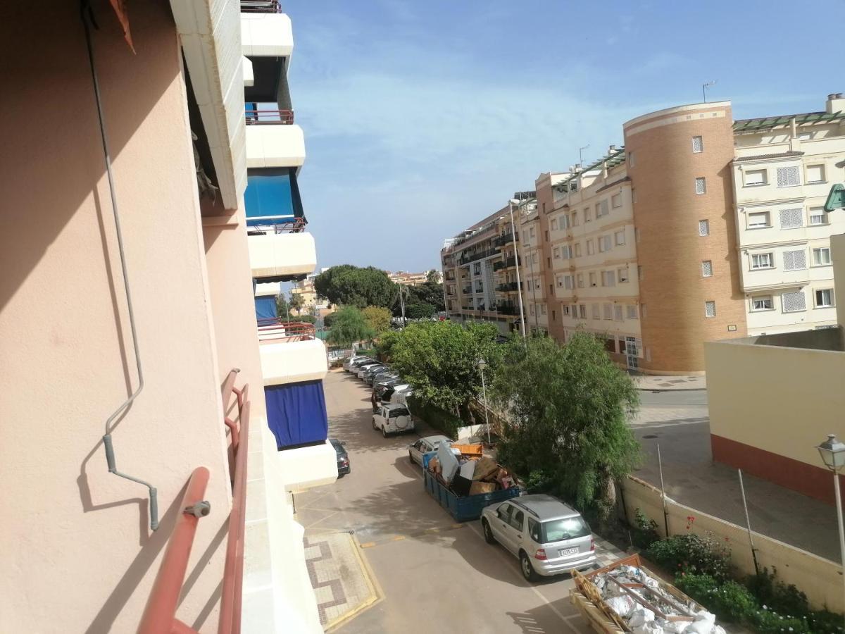 Piso Familiar Con Piscina Y Aparcamiento En Torre Del Mar - Edificio Ronda I Apartment Exterior photo